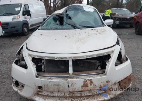 2014 Nissan Altima 2.5 S из США, поврежденный, VIN 1N4AL3AP7EN368832